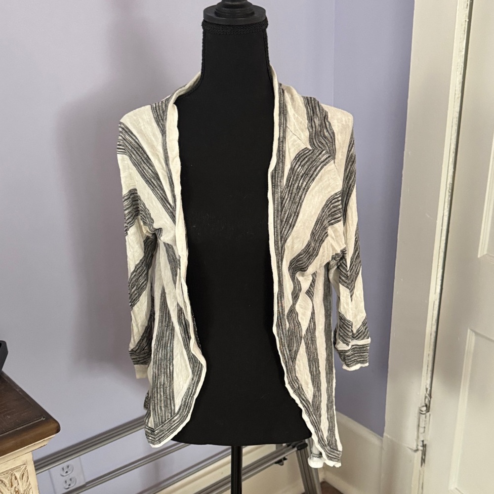 Elegant Black and White Open-Front Cardigan